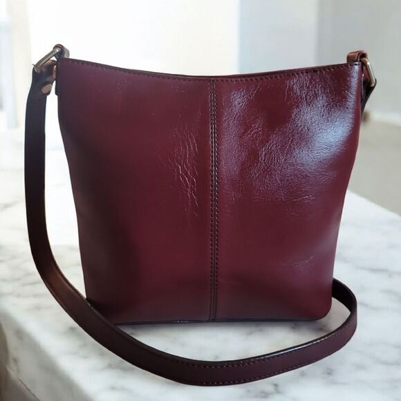 Etienne Aigner Vintage Burgundy Leather Crossbody Bag,Jewelry And Sunglass Case - Picture 3 of 12